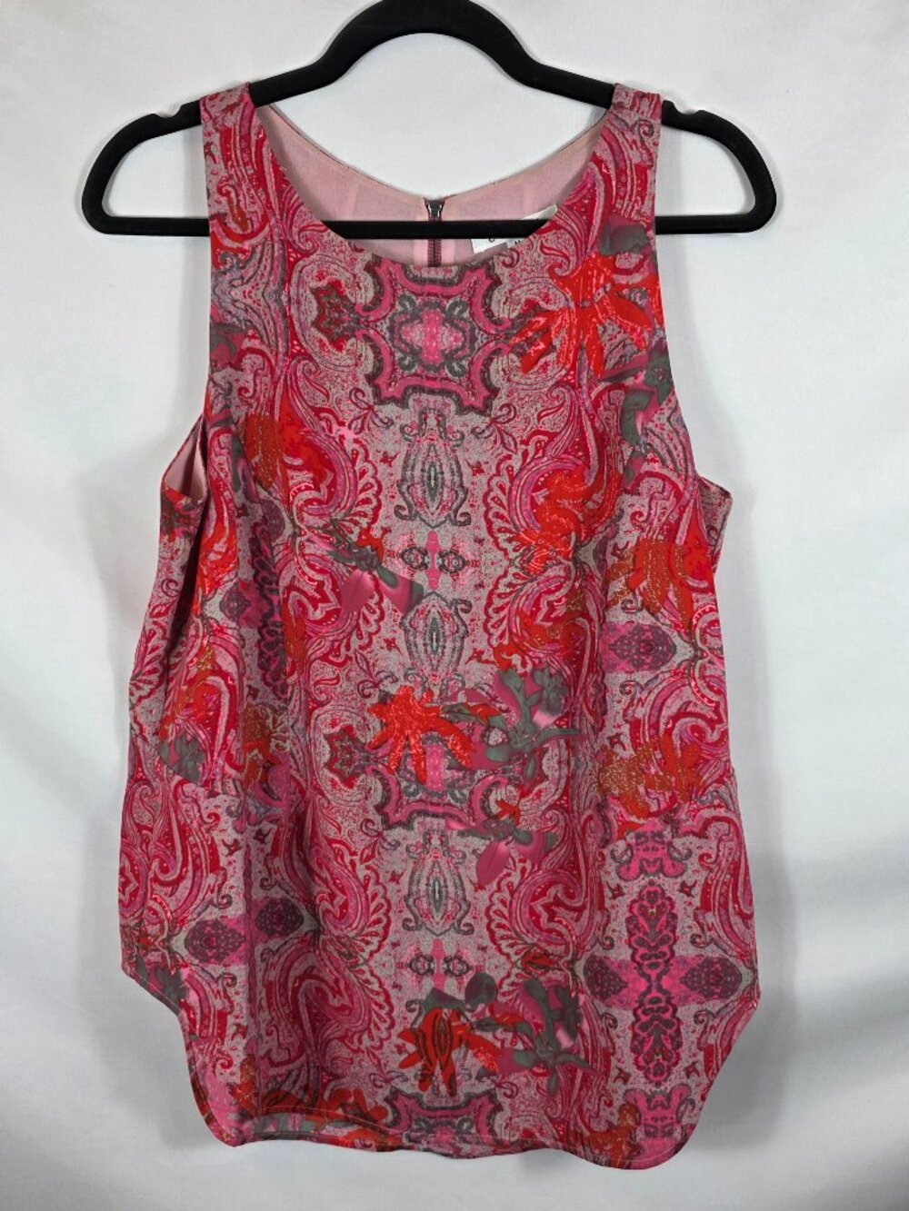 Cabi Jubilee Sleeveless Blouse Women's Size Medium Pink Paisley Back Zipper